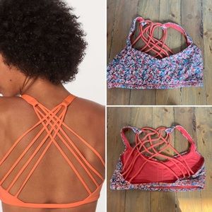 Lululemon Free to Be Bra